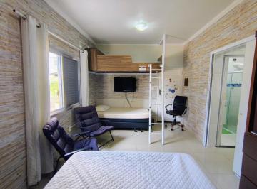Apartamento · 28m² · 1 Quarto · Kitão com 28 m² de área útil, mobiliado, 100 METROS DO MAR. BAIRRO: CAIÇARA.