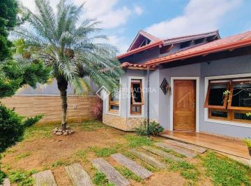 Casa · 155m² · 2 Quartos · 2 Vagas · Linda casa de 2 dormitórios sendo 1 suite