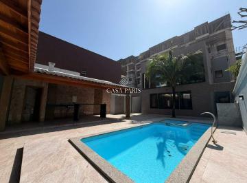 Casa · 285m² · 4 Quartos · 4 Vagas · Sobrado à venda no Caiçara, Praia Grande, com piscina e espaço gourmet