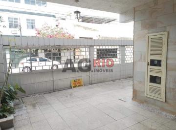 Casa · 209m² · 5 Quartos · 2 Vagas · CASA EM GUADALUPE À VENDA COM TOTAL DE 5 QUARTOS