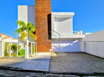 FACHADA · Excelente casa de alto padrão á venda no bairro Jardim dos Estados em Poços de Caldas MG.