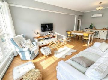Apartamento · 79m² · 2 Quartos · 1 Vaga · Apartamento 3 quartos, à venda em Itaguaçu, 90 m², escritório, garagem e próximo ao mar