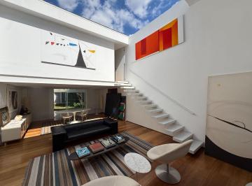2217d7fd6a4663fe7e1147d9f16f16fa89cc4b25 · Casa no Jardim Paulistano: 238 m², 3 suites e 2 vagas.