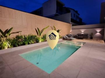 0b674d8109bd8d0c43478d2aeb2358eaaeb8781c · CASA À VENDA NO TAMBORÉ 11 | 4 SUÍTES | 350 M² | PISCINA AQUECIDA | 6 VAGAS | FOTOVOLTAICA