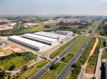 0b4bacf0c1a60b4d7675b3c5e24aa67485e15fb6 · Galpão para alugar - Retiro - Jundiaí/SP