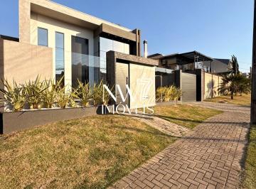 Casa · 377m² · 3 Quartos · 10 Vagas · Casa de alto padrão no bairro Umbará, em Curitiba-PR