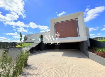 Casa · 517m² · 4 Quartos · 8 Vagas · Casa Magnifica com Linda Vista e com fino acabamento