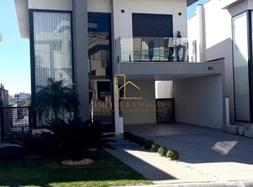 Casa · 220m² · 3 Quartos · 4 Vagas · Casa de Alto Padrão à Venda no Condomínio New Ville