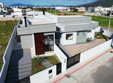 Casa · 68m² · 3 Quartos · 1 Vaga · Vendo casa com 3 quartos sendo 1 suíte | Guarda do Cubatão - Palhoça | SC