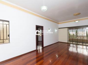 Casa · 450m² · 4 Quartos · 6 Vagas · Casa Ampla em excelente localização