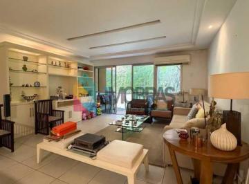 Apartamento · 152m² · 3 Quartos · 2 Vagas · VENDA: Apartamento de 3 quartos com varandão e 2 vagas de garagem