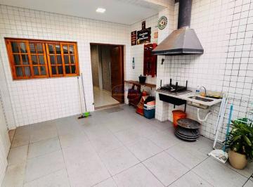 Casa · 80m² · 3 Quartos · 1 Vaga · Casa 3 Suítes para Locação na Tupi!! - IST202