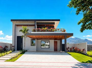 Casa · 330m² · 4 Quartos · 4 Vagas · LOCAÇÃO!!! Casa com 4 suítes no Alphaville Jacuhy.