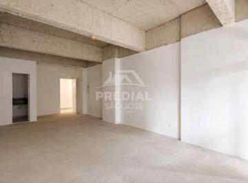 0c16549e1c509a8e8872cb5cb2a6688671aedc85 · Sala comercial de 43,97 m² com banheiro, varanda e vagas rotativas no Edifício Quadria – Jardim Aqua