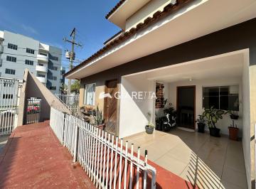 Casa · 71m² · 2 Quartos · 1 Vaga · Sobrado à venda em ótima localização na região CENTRAL, TOLEDO - PR