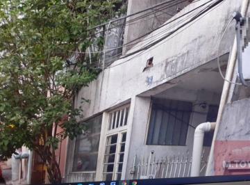 Casa · 350m² · 1 Quarto · 1 Vaga · Sobrado para venda em Vila Camargos de 350.00m² com 1 Quarto e 1 Garagem