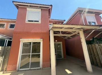 Casa de 3 quartos, Jundiaí · Casa de Condomínio para alugar em Medeiros de 125.00m² com 3 Quartos, 1 Suite e 2 Garagens