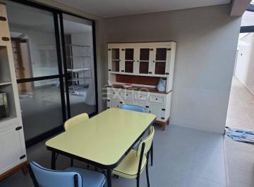 Apartamento · 80m² · 2 Quartos · 2 Vagas · Apartamento para alugar em Recanto Quarto Centenário de 80.00m² com 2 Quartos, 1 Suite e 2 Garagens