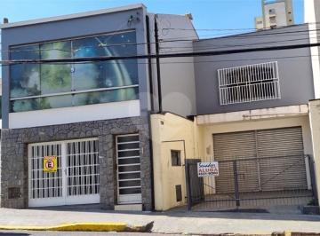 Casa · 243m² · 2 Quartos · 2 Vagas · Casa para venda em Bela Vista de 243.00m² com 2 Quartos e 2 Garagens