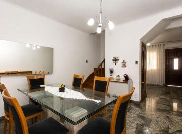 Casa · 180m² · 3 Quartos · 2 Vagas · Casa com 3 dormitórios à venda, 180 m² por R$ 869.200 - Vila Gomes Cardim - São