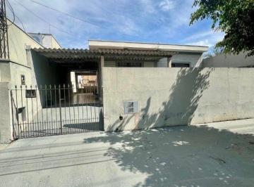Casa · 250m² · 2 Quartos · 3 Vagas · Casa para venda em Jd. Monte Alto de 250.00m² com 2 Quartos e 3 Garagens