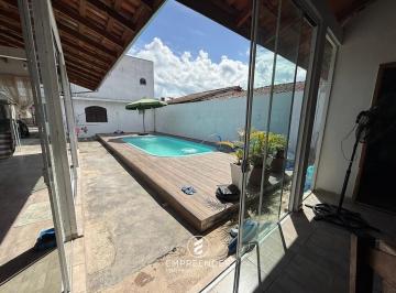 Casa · 396m² · 5 Quartos · Sobrado amplo e arejado em fase de acabamento