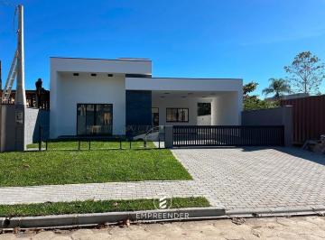 Casa · 180m² · 4 Quartos · 4 Vagas · Casa a venda proxima ao mar no Balneario Atami