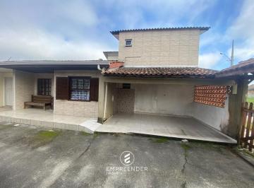 Casa · 150m² · 5 Quartos · Sobrado próximo à rodovia em praia de leste