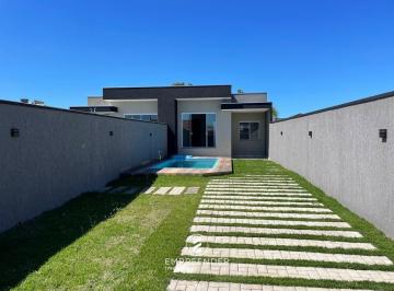 Casa · 90m² · 3 Quartos · 3 Vagas · Casa nova com 3 quartos e piscina Balneário Ipanema