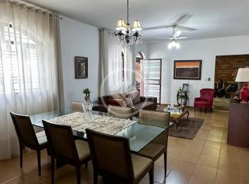 Comercial de 3 quartos, Goiânia · More e Monte Seu Negócio - Casa Térrea | 618m² de Terreno |