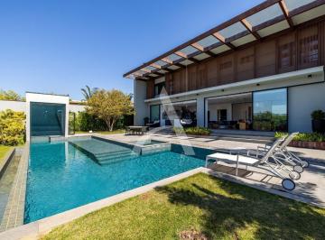 0 · Casa mobiliada a venda, 700m², 5 suítes e elevador, Res. Entreverdes
