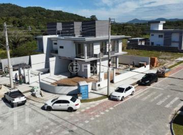 9bff411e · Casa, 3 dormitórios, 135 m², em Vargem Pequena