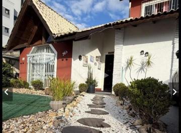 Casa · 280m² · 4 Quartos · 1 Vaga · CASA NO PAGANI COM SUÍTE MASTER, PISCINA E PÉ-DIREITO DUPLO