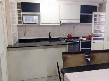 Casa · 100m² · 3 Quartos · 2 Vagas · R$ 3.300,00
