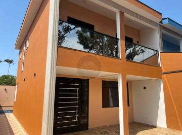 Casa · 166m² · 3 Quartos · 2 Vagas · Casa nova com piscina á 100m do mar - Jd Suarão em Itanhaém.