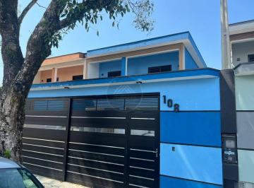 Casa · 166m² · 3 Quartos · 2 Vagas · Casa nova com piscina á 100m do mar - Jd Suarão em Itanhaém.