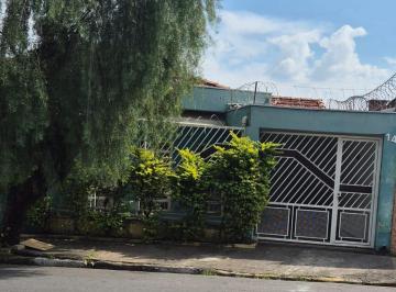 Foto 01 · Vende-se Casa em um Bairro Privilegiado na Vila Municipal