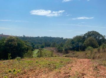 Terreno , Ibiúna · Abertura das ruas prevista para os próximos 180 dias