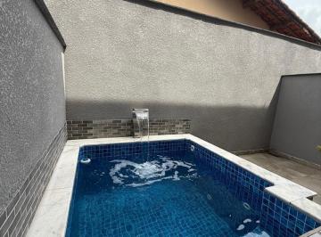 Foto 01 · Casa em Condomínio à Venda em Itanhaém-SP, Bairro Laranjeiras: 3 Quartos, 1 Suíte, 1 Sala, 1 Banheir