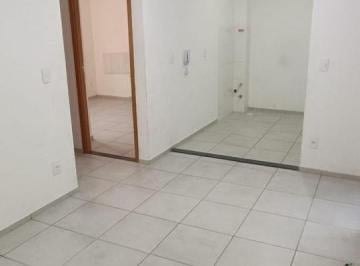 Apartamento · 2 Quartos · 1 Vaga · Apartamento para locação com 2 dormitórios no Condomínio