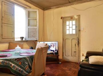 Casa · 110m² · 2 Quartos · 1 Vaga · Casa à Venda - Sagrada Família, 2 Quartos, 110 m2