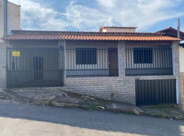 Foto 01 · Casa, Centro, Alfenas, MG
