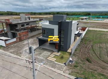 Casa · 160m² · 3 Quartos · 2 Vagas · Casa para Locação em Condomínio Fechado - Muçumagro