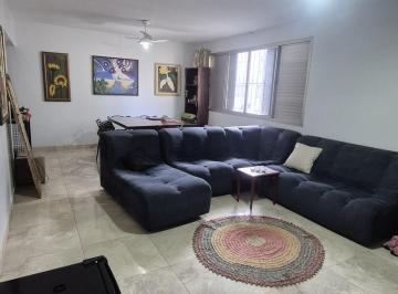 Apartamento · 247m² · 4 Quartos · Apartamento à Venda no Edifício Itatiaia / 4 quartos / 1 suíte / 2 vagas / Setor Marista