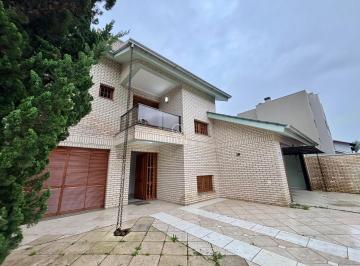Casa · 360m² · 3 Quartos · 4 Vagas · Casa com 3 quartos para locação no Jardim América