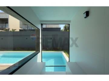 Casa · 435m² · 4 Quartos · 4 Vagas · Casa de Condomínio para venda em Alphaville de 435.00m² com 4 Quartos, 4 Suites e 4 Garagens