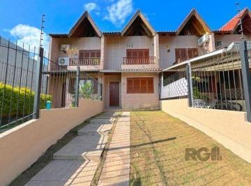 .jpg+2025-03-04 · Residência no bairro Guarujá, com 3 dormitório(s), e 3 banheiros, à venda.