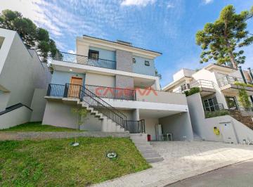 Casa · 209m² · 3 Quartos · 4 Vagas · Casa em condomínio fechado com 3 quartos e 4 vagas para aluguel no Taboão
