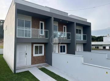 Casa · 80m² · 3 Quartos · 2 Vagas · Sobrados em São José, com área útil de 80,01 m² cada sobrado, ambos com área de lazer privativa.