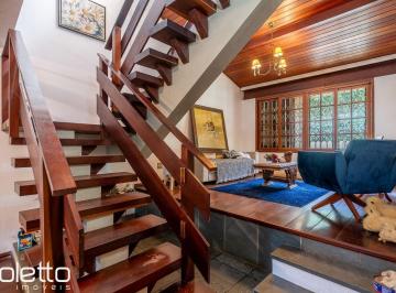 Casa · 250m² · 3 Quartos · 3 Vagas · Casa a venda no bairro Mont' Serrat